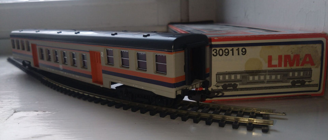 Lima 30 9119 ( H0 = 1:87 )