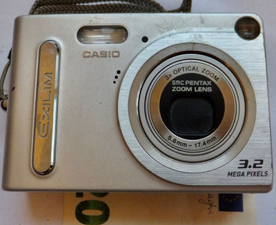 VANHA Kamera Casio Exilim Pentax Objektiivi