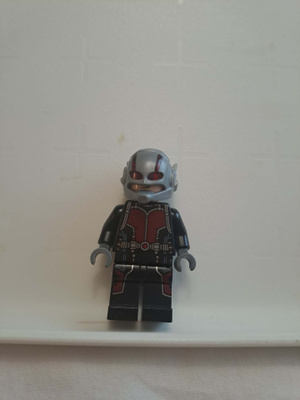 LEGO Ant-Man (Scott Lang)