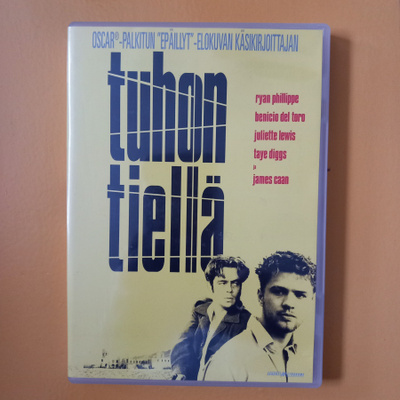 Tuhon tiellä Suomi dvd