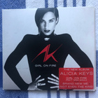 Alicia Keys: Girl On Fire. 2012. - pikkukuva 1