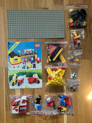LEGO 6373 Motorcycle Shop (1984)
