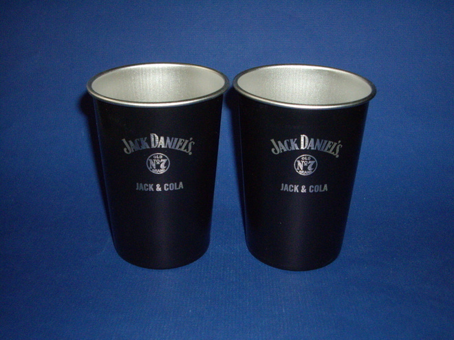 Jack Daniels whisky MUKI  2 kpl  Jack & Cola