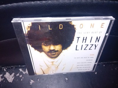 CD Thin Lizzy : Wild One - The Very Best Of ( SIS POSTIKULU