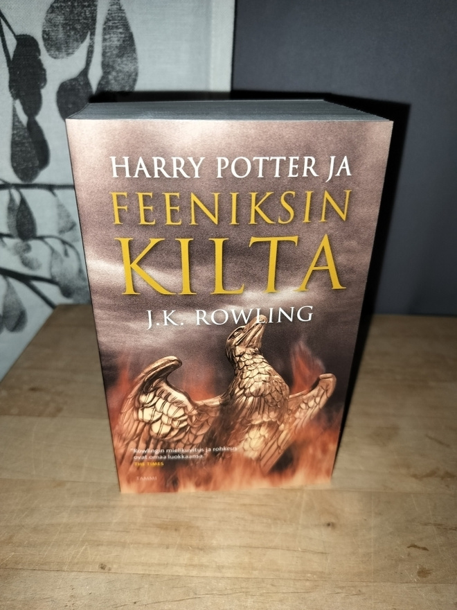 J. K. Rowling - Harry Potter ja Feeniksin kilta - Uusi