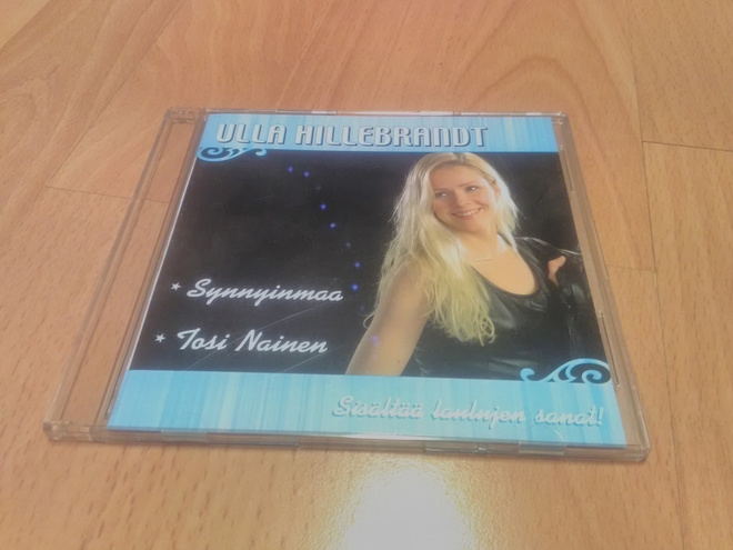 Ulla Hillebrandt Single *nimikirjoituksella