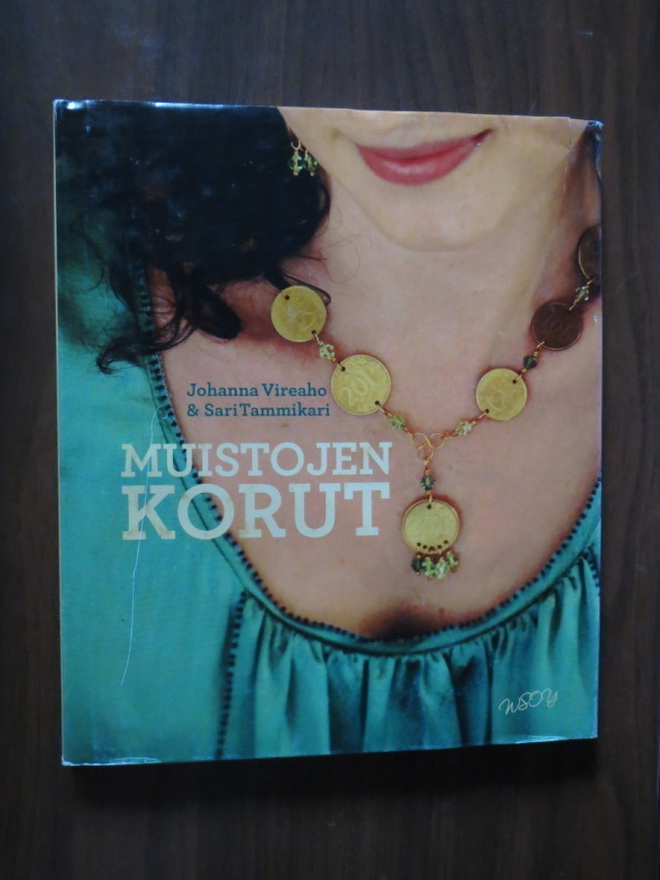 Vireaho & Tammikari: Muistojen korut