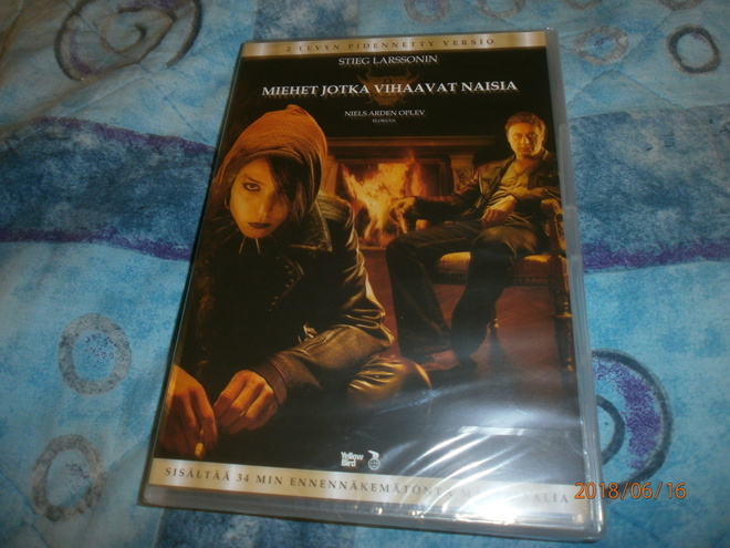 MIEHET JOTKA VIHAAVAT NAISIA uusi DVD