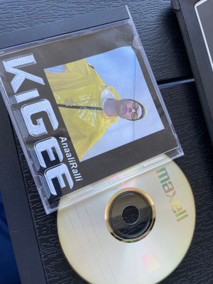 KiGee . Anaaliralli CDS single