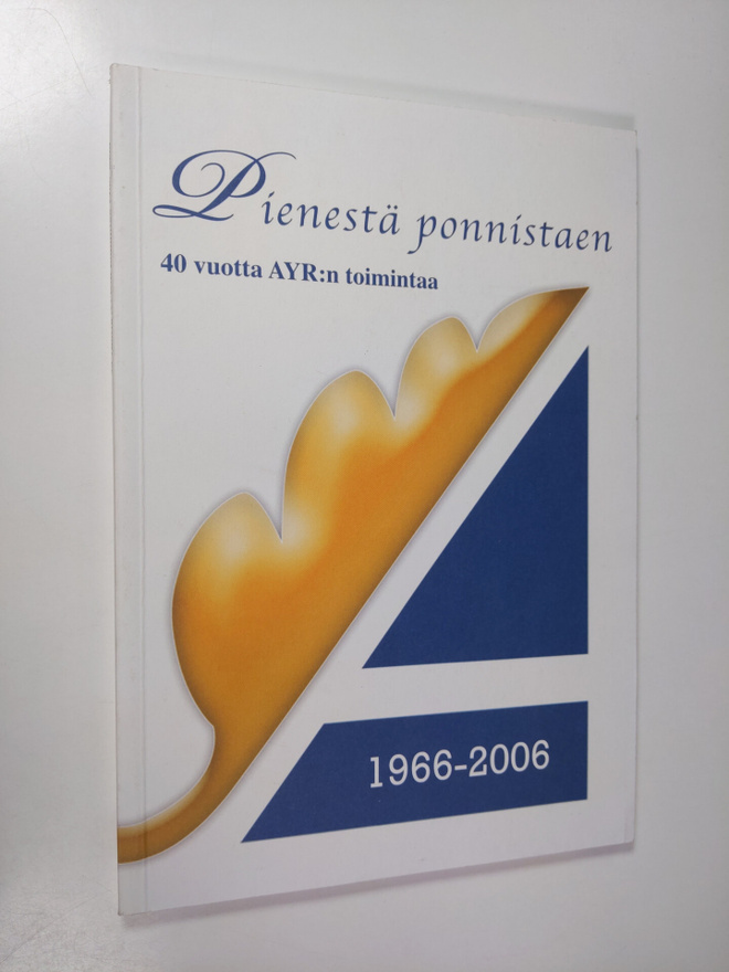Laura Puro : Pienestä ponnistaen : 40 vuotta Akavan yleis...