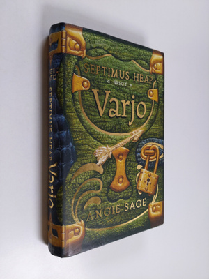 Angie Sage : Varjo