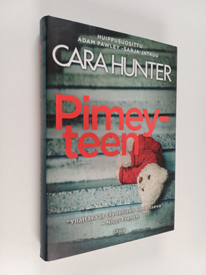 Cara Hunter : Pimeyteen