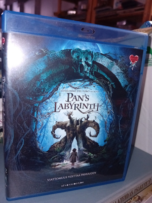 Blu-ray Pan's Labyrinth ( SIS POSTIKULU )