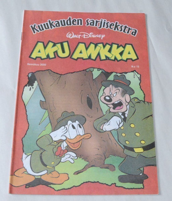 Kuukauden sarjisekstra  Heinäkuu  2000  N:o 15