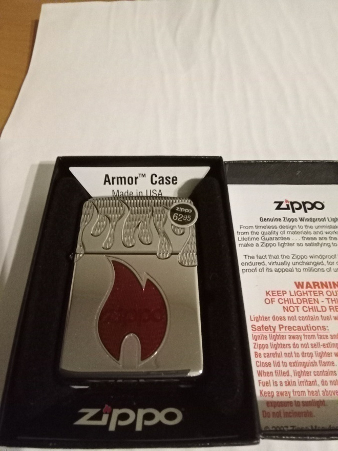 Zippo Inferno Flame Armor Uusi ja Aito