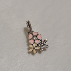 Hopea Pandora Poetic Blooms Flowers Pendant Charm - pikkukuva 1