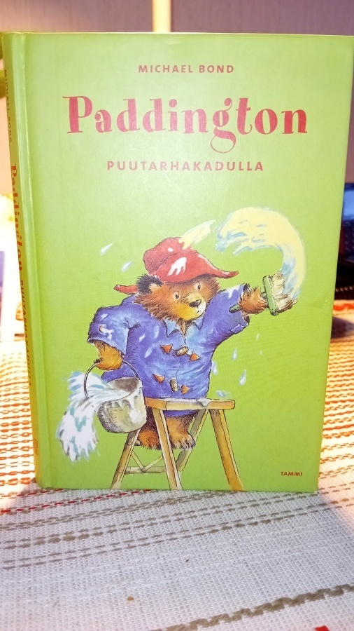Bond : Paddington puutarhakadulla ( SIS POSTIKULU  )