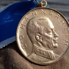 C.G. MANNERHEIM MITALI, PUHDETYÖ. Kullanvärinen. Halkaisija - pikkukuva 4