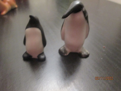 Arabian Pingviini pienempi 4 cm,desing Raili Eerola