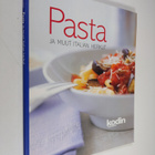 Johanna Vallinmäki (toim.) : Pasta ja muut Italian herkut - pikkukuva 1