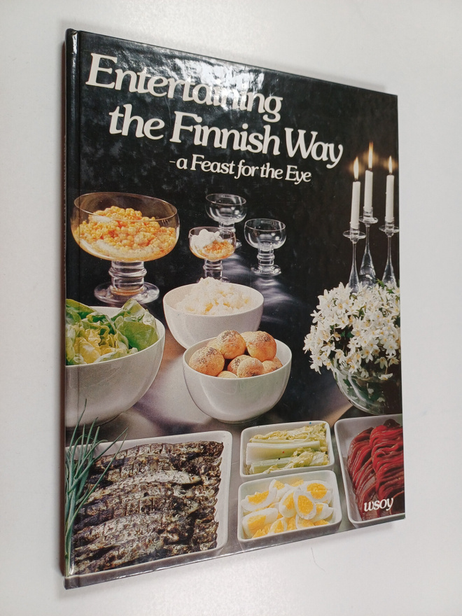 Helena (ed.) Ahti : Entertaining the Finnish way : a feas...