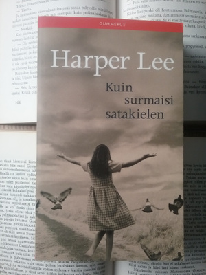 Harper Lee - Kuin surmaisi satakielen (pokkari)