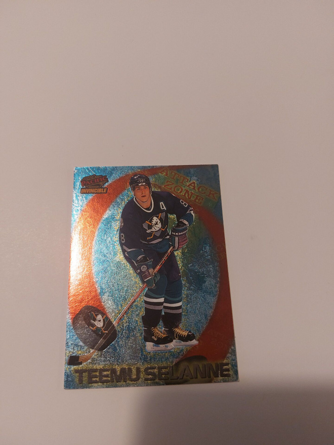 1997-98 Pacific Invincible Attack Zone #2 Teemu Selänne