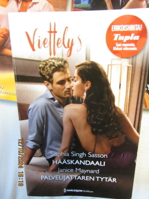 Harlequin Viettelys tupla 44-2021 Singh Sasson & Maynard