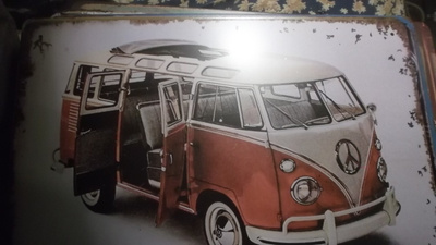 Peltikyltti Volkswagen Kleinbus Sonderbus