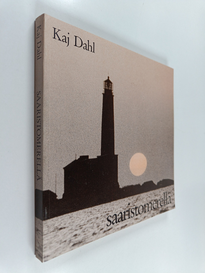 Kaj Dahl : Saaristomerellä