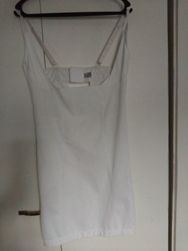 Muotoileva alusmekko 42/44