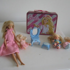 Barbie.Disney nukke+tarvaraa.pikku nukkia ja dvd - pikkukuva 1