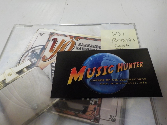 YÖ - RAKKAUDEN VAHVISTAMA PROMO CDS UUSI!