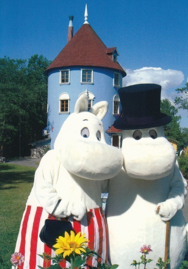 Muumit Muumimaailma Muumimamma ja Muumipappa