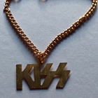 KISS : 70 -luvun purkka-automaatin logo -koru - pikkukuva 4