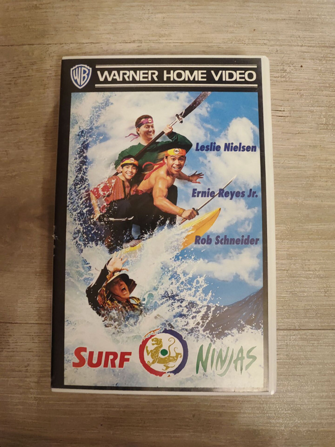 Surf Ninjas VHS Leslie Nielsen Rob Schneider