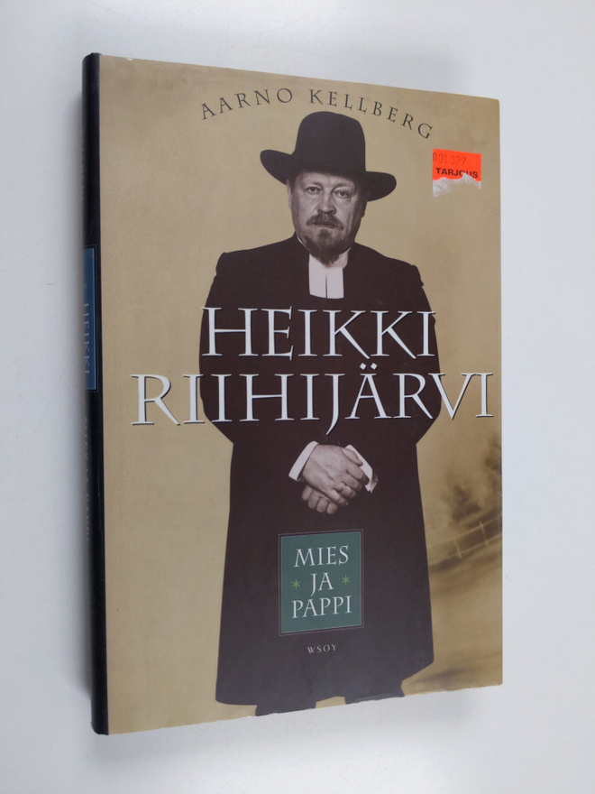 Aarno Kellberg : Heikki Riihijärvi : mies ja pappi