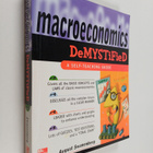 August Swanenberg : Macroeconomics Demystified - pikkukuva 1