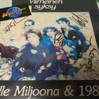 PELLE MILJOONA - VIIMEINEN SYKSY M-/EX+ LP NIMMAREILLA - pikkukuva 1