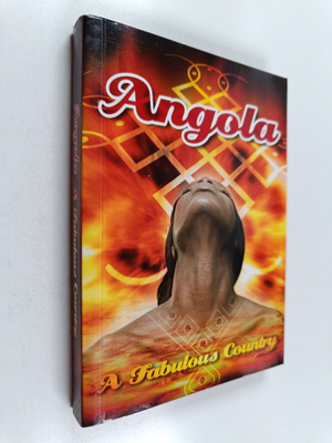 Luis Palanque : Angola - A Fabulous Country