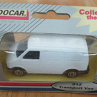 VW Transporter Caravelle T4 4D White 1999 Edocar Maisto 1:64 - pikkukuva 1