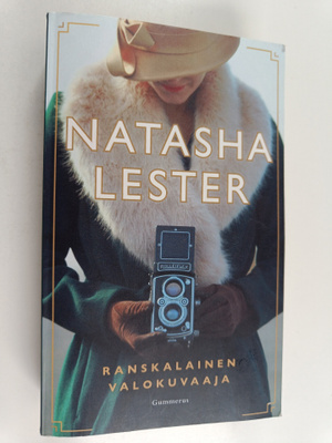 Natasha Lester : Ranskalainen valokuvaaja