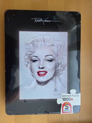 MARILYN MONROE PALAPELI 1000 PALAA . METALLIRASIA AVAAMATON