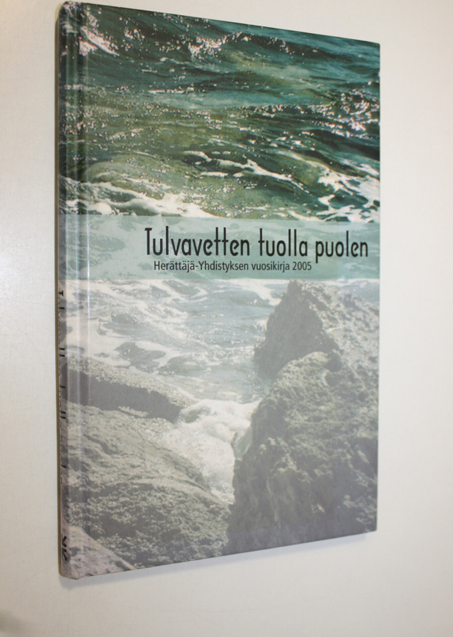Urpo (toim.) Karjalainen : Tulvavetten tuolla puolen : he...
