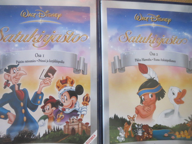 Walt Disney Satukirjasto osa 1 & 2 2DVD