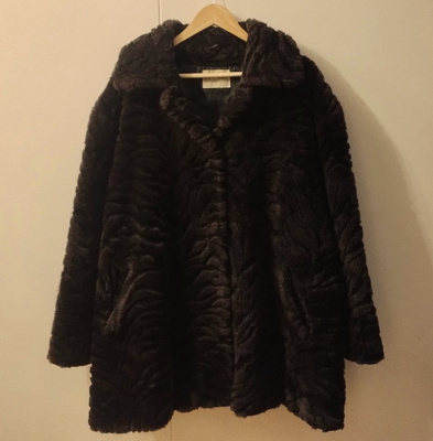 Tekoturkistakki XL/XXL
