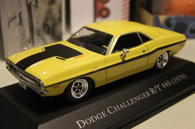 Dodge challenger R/T 440 -70 1:43 ALE!