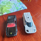 Neljä pikkuautoa, mm Ferrari - pikkukuva 3