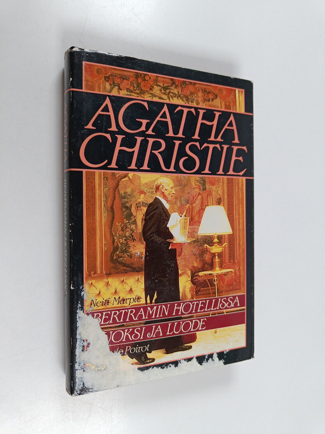 Agatha Christie : Bertramin hotellissa ; Vuoksi ja luode