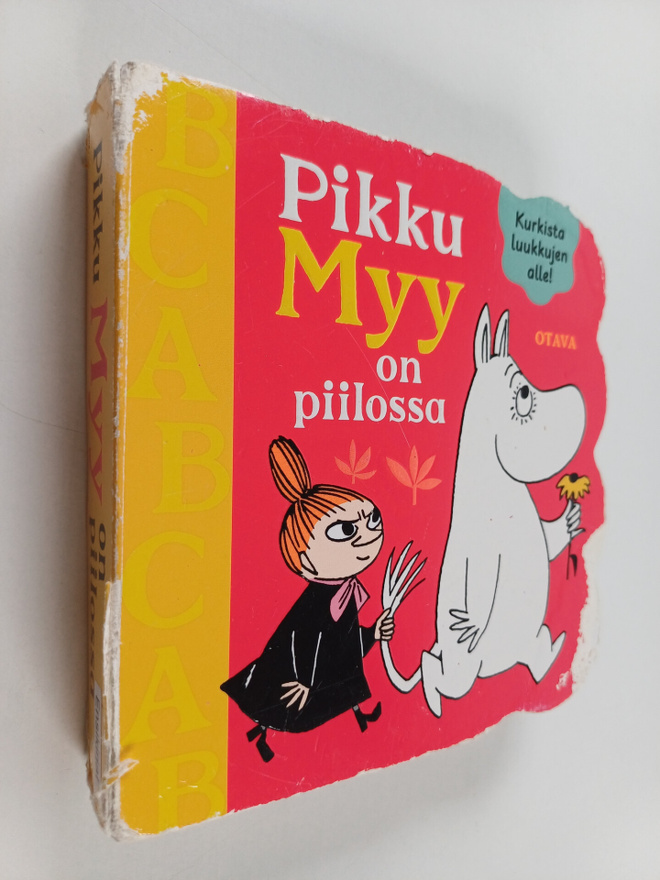 Muumit Pikku Myy on piilossa - Luukkukirja
